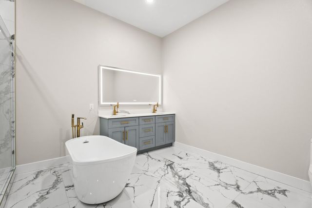 16623 Jamaica Cove Road, Jamaica Beach, TX 77554