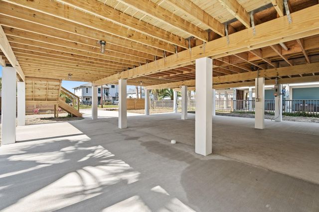 16623 Jamaica Cove Road, Jamaica Beach, TX 77554