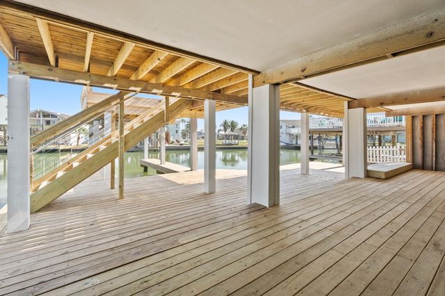 16623 Jamaica Cove Road, Jamaica Beach, TX 77554