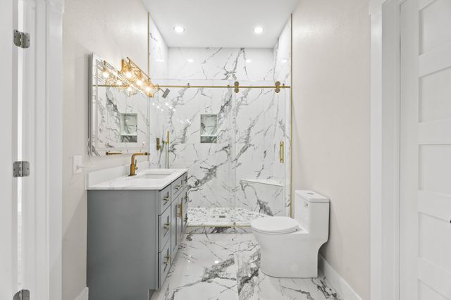 16623 Jamaica Cove Road, Jamaica Beach, TX 77554