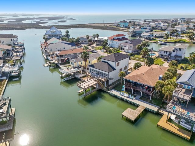 16623 Jamaica Cove Road, Jamaica Beach, TX 77554