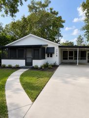 1718 KENTUCKY AVENUE, St Cloud, FL 34769