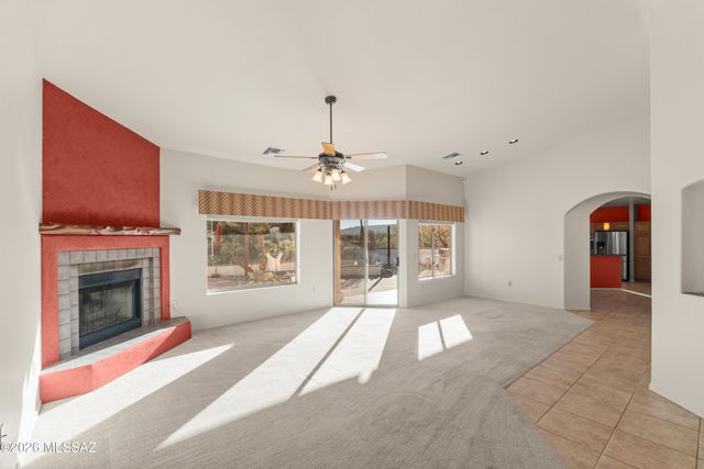 1023 W Placita Inocente, Green Valley, AZ 85614