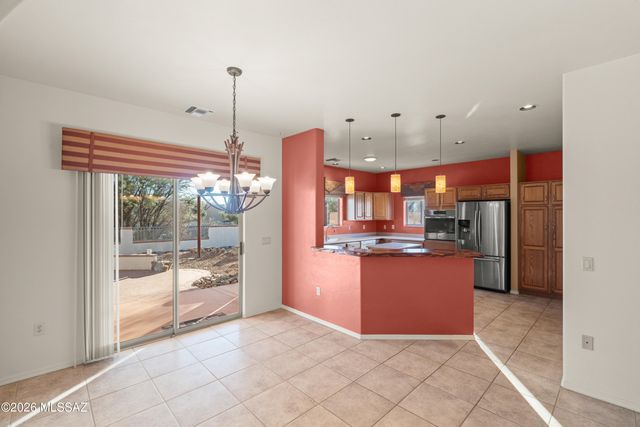 1023 W Placita Inocente, Green Valley, AZ 85614
