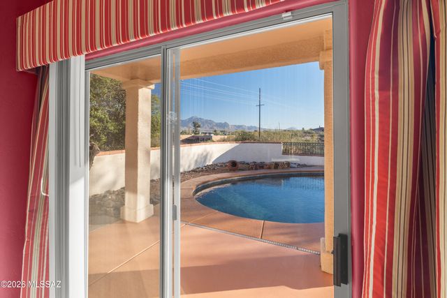 1023 W Placita Inocente, Green Valley, AZ 85614