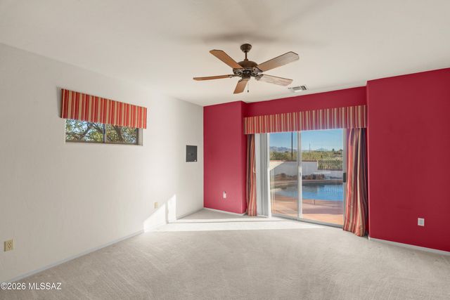 1023 W Placita Inocente, Green Valley, AZ 85614