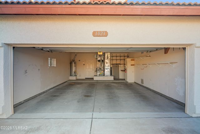 1023 W Placita Inocente, Green Valley, AZ 85614