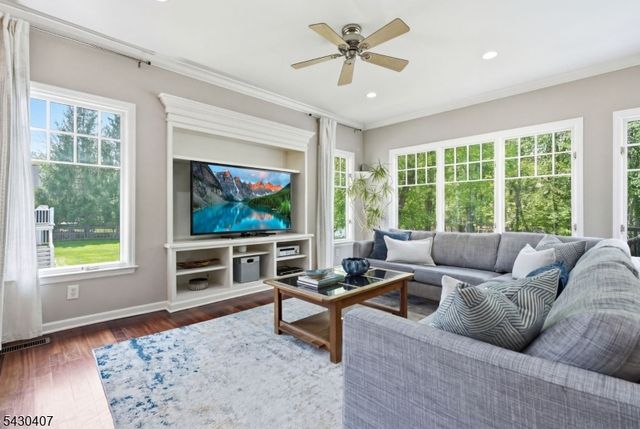 88 Westminster Rd, Chatham Twp., NJ 07928