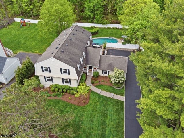 88 Westminster Rd, Chatham Twp., NJ 07928