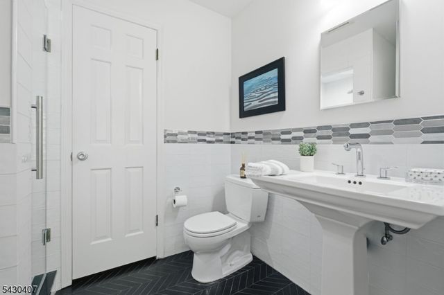 88 Westminster Rd, Chatham Twp., NJ 07928