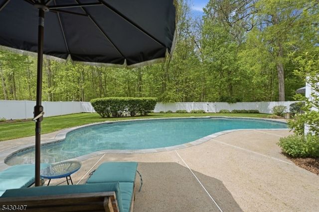 88 Westminster Rd, Chatham Twp., NJ 07928