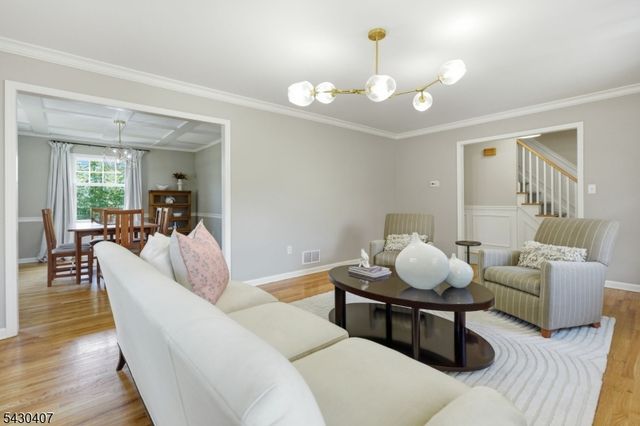 88 Westminster Rd, Chatham Twp., NJ 07928