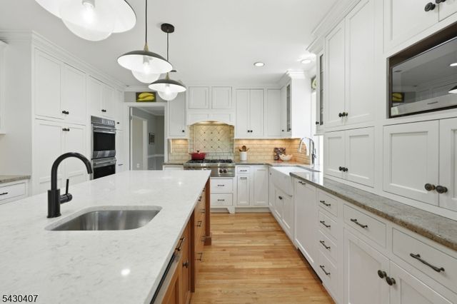88 Westminster Rd, Chatham Twp., NJ 07928