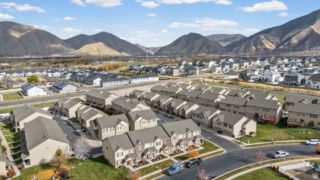 1282 N LILY PAD DR, Spanish Fork, UT 84660