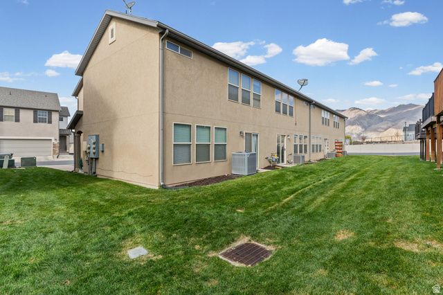 1282 N LILY PAD DR, Spanish Fork, UT 84660