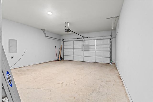 4722 Sandhill, Enid, OK 73703