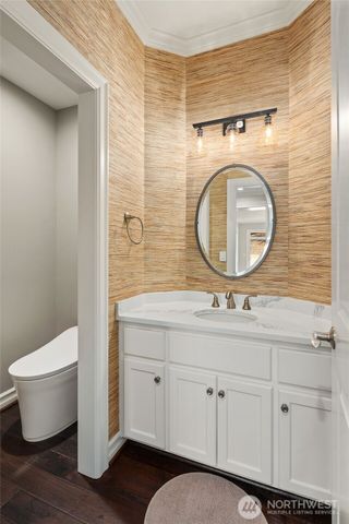 27534 SE 28th Place, Sammamish, WA 98075