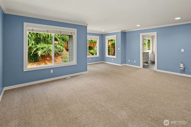 27534 SE 28th Place, Sammamish, WA 98075