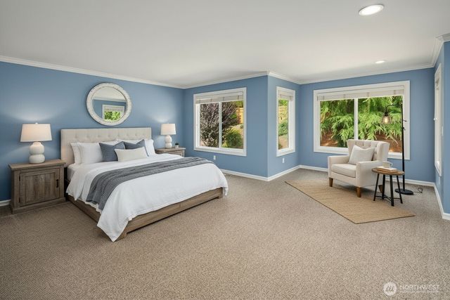 27534 SE 28th Place, Sammamish, WA 98075
