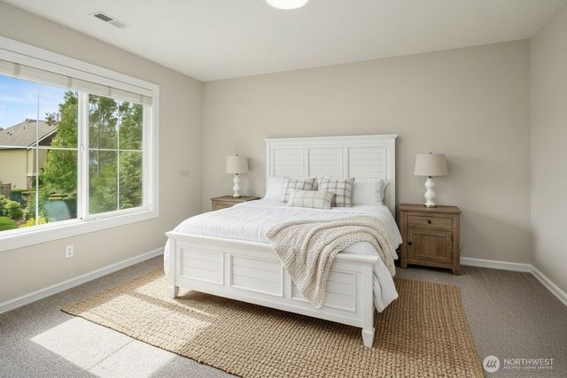 27534 SE 28th Place, Sammamish, WA 98075