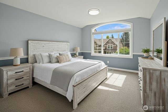 27534 SE 28th Place, Sammamish, WA 98075