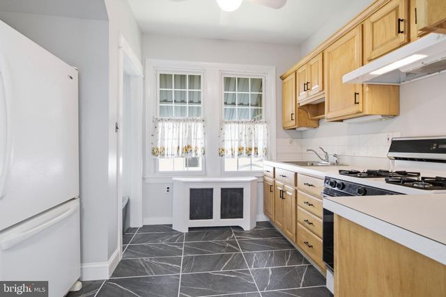 316 POWELL RD, Springfield, PA 19064