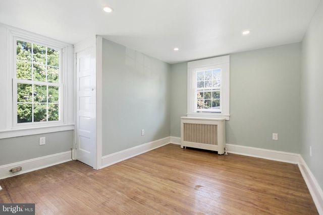 316 POWELL RD, Springfield, PA 19064