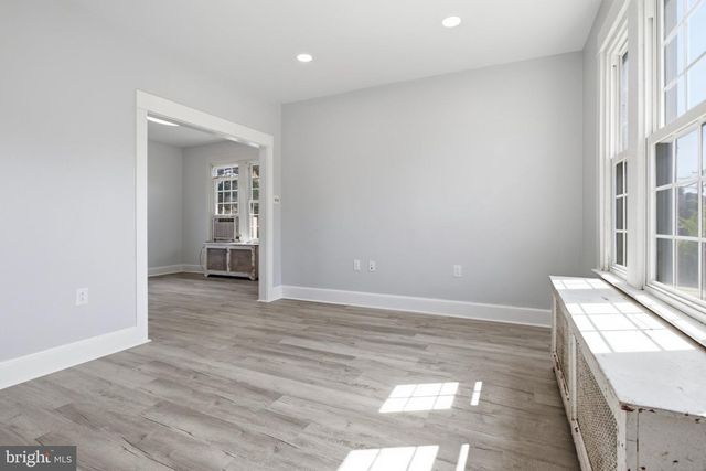 316 POWELL RD, Springfield, PA 19064