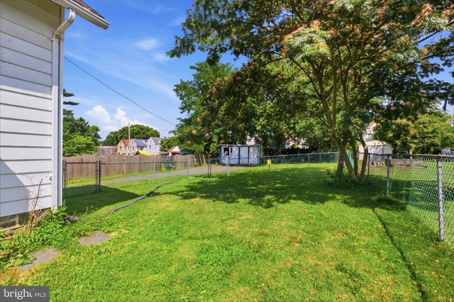 316 POWELL RD, Springfield, PA 19064