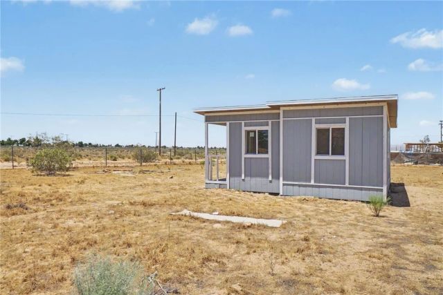 13451 Sonora Road, Phelan, CA 92371