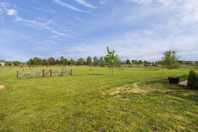 N8834 Hannah Road, Belleville, WI 53508