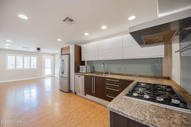 1850 E MARYLAND Avenue 21, Phoenix, AZ 85016