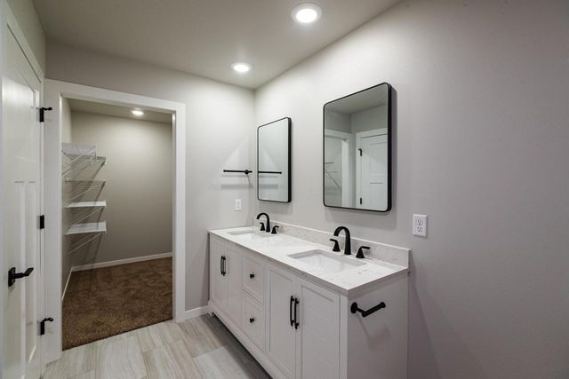 11421 Monteville COURT, Trempealeau, WI 54661