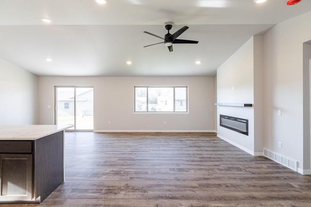 11421 Monteville COURT, Trempealeau, WI 54661