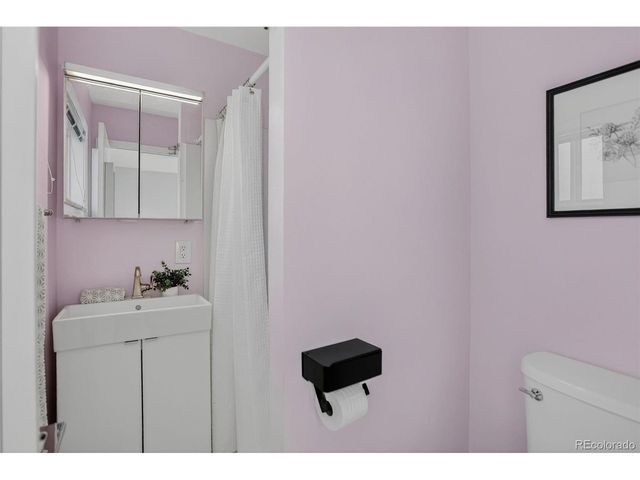 6199 Independence St, Arvada, CO 80004