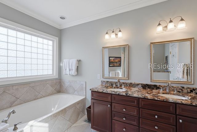 4 Heron Pt, Okatie, SC 29909