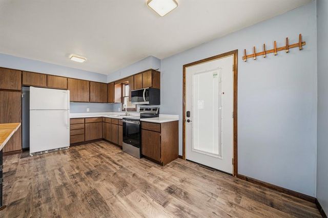3145 Saturn Avenue, Eau Claire, WI 54703
