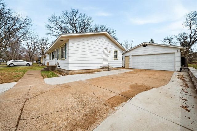 3145 Saturn Avenue, Eau Claire, WI 54703