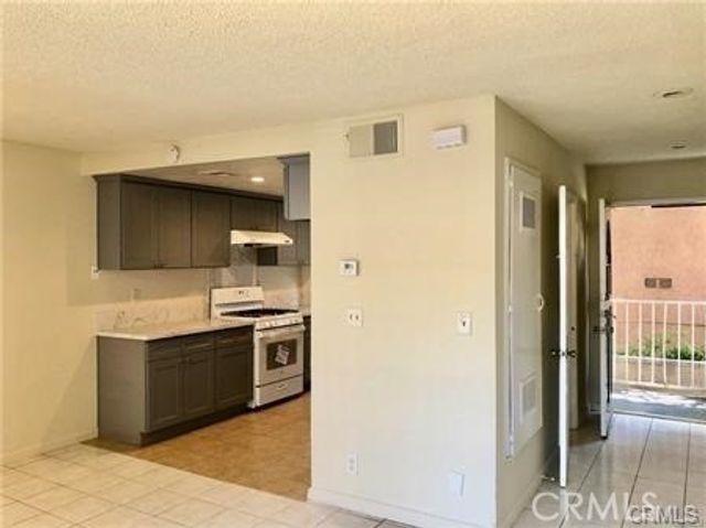 836 S Sierra Vista Avenue, Alhambra, CA 91801