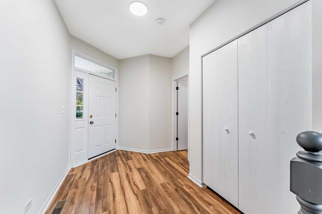 2525 Looking Glass Court, Aurora, IL 60502