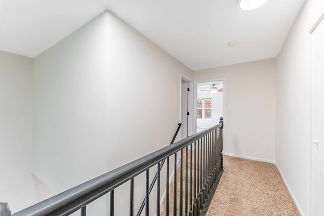 2525 Looking Glass Court, Aurora, IL 60502