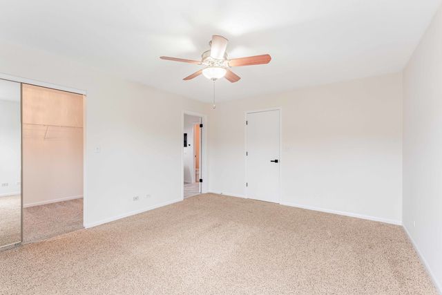 2525 Looking Glass Court, Aurora, IL 60502
