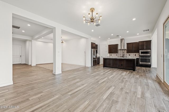 10220 E THATCHER Avenue, Mesa, AZ 85212
