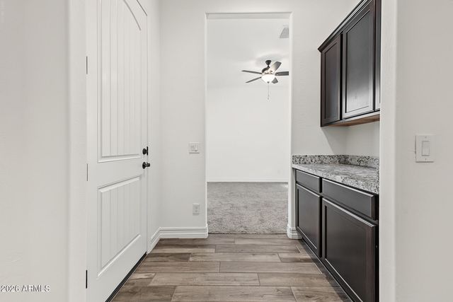 10220 E THATCHER Avenue, Mesa, AZ 85212