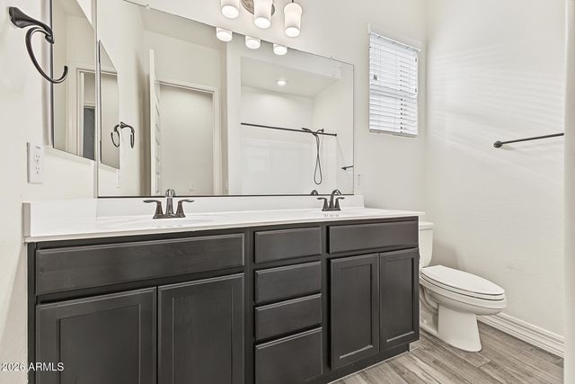 10220 E THATCHER Avenue, Mesa, AZ 85212