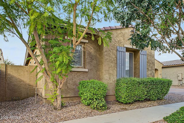 10220 E THATCHER Avenue, Mesa, AZ 85212