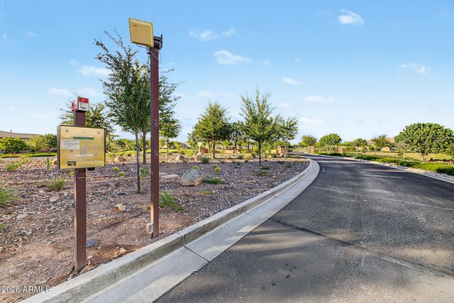 10220 E THATCHER Avenue, Mesa, AZ 85212