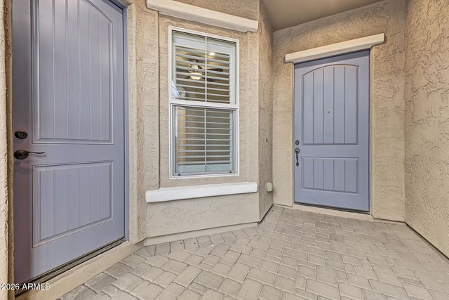 10220 E THATCHER Avenue, Mesa, AZ 85212