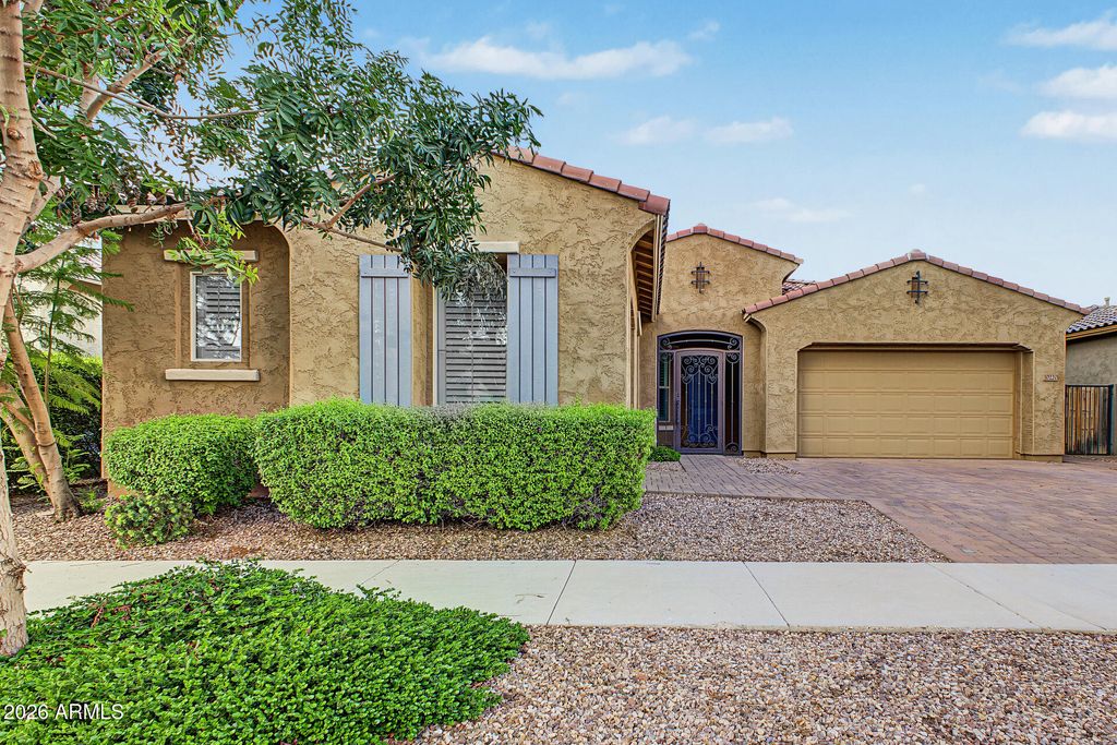 10220 E THATCHER Avenue, Mesa, AZ 85212 — photo 2