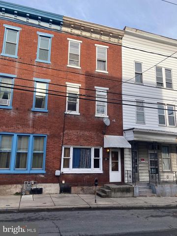 212 N 2ND ST, Pottsville, PA 17901